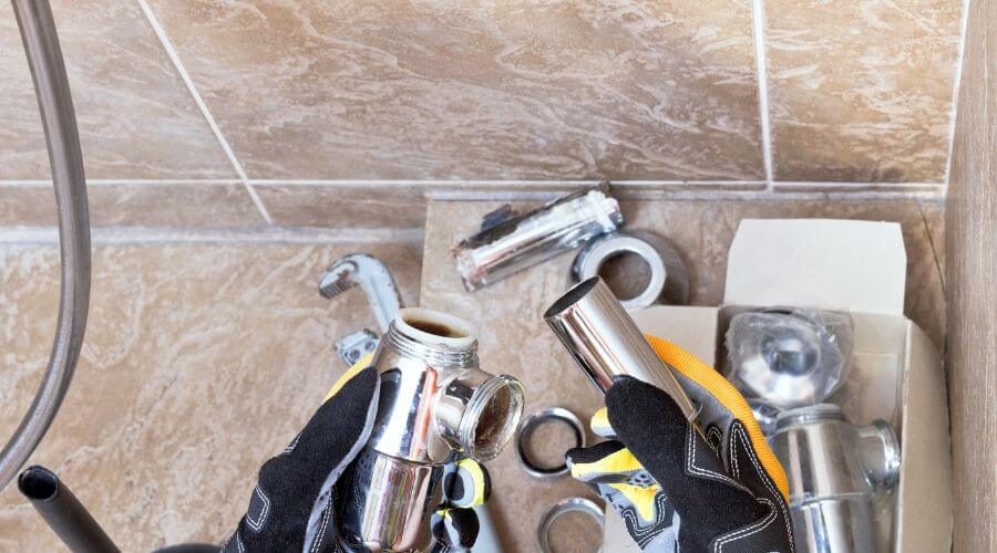 Professional gutter cleaning in Crocketts Bluff, AR